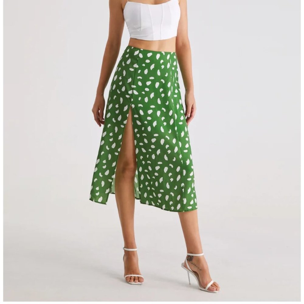 The Commense Light Petal High Waisted Midi Slit Skirt